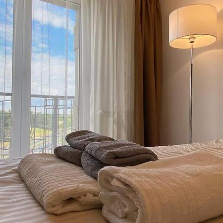 Appartamento New Luxury Flat In Front Of The Parliament At Unirii Bucarest Esterno foto